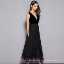 Vestido de noche de rebordeado profundo de profundo V